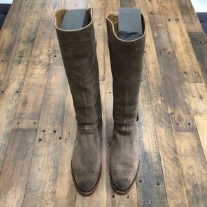 FRYE Dorado Suede Size 8 1/2